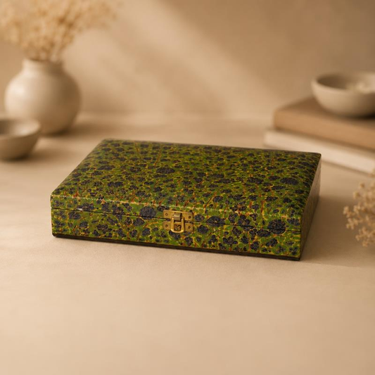 Kashmiri Papier Mache Rectangular Box, handcrafted Kashmiri Papier Mache (Jammu & Kashmir)