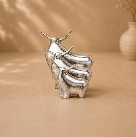 Nandi Traya, handcrafted bull trio metal figurine