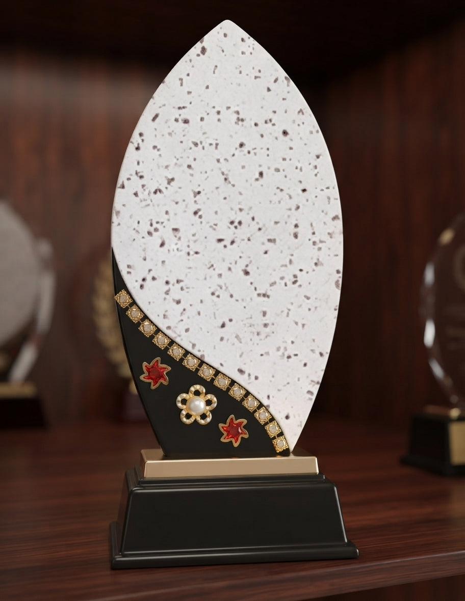 Wooden Memento Award: Recognition Trophy 3276 alternate view - Meru Trophy
