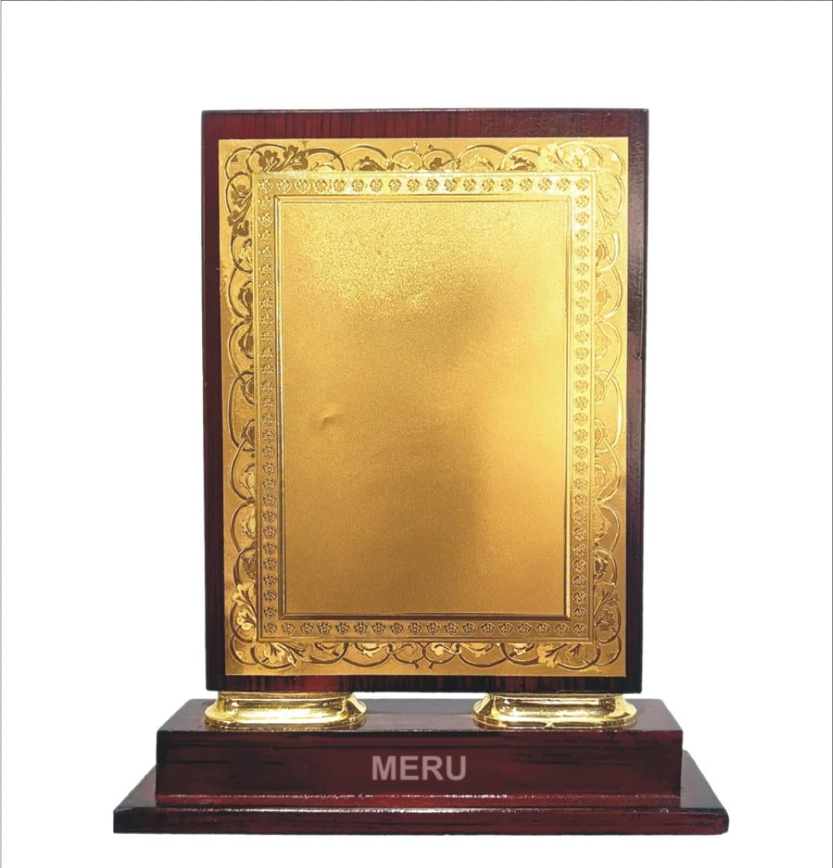Elegant wooden memento recognition award with gold plate.