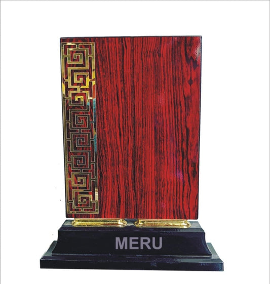 Elegant wooden memento trophy with gold accents; ideal for corporate awards.