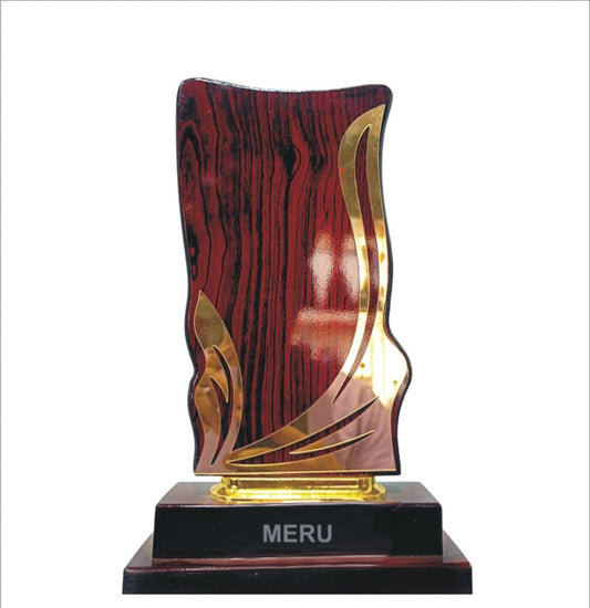 Elegant wooden memento trophy with gold leaf design; ideal for employee recognition.